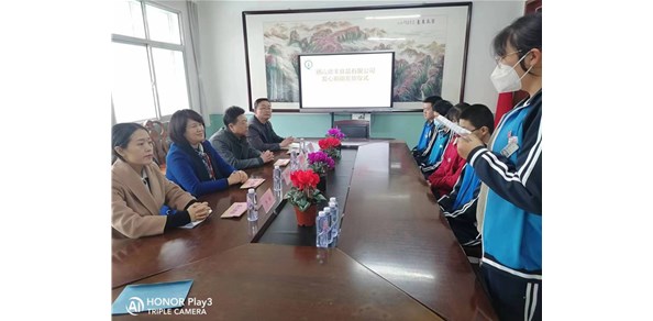 棲霞德豐獻愛心！1.5萬助學金資助棲霞一中10名學子